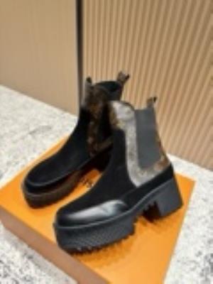 wholesale quality women louis vuitton shoes model no. 550